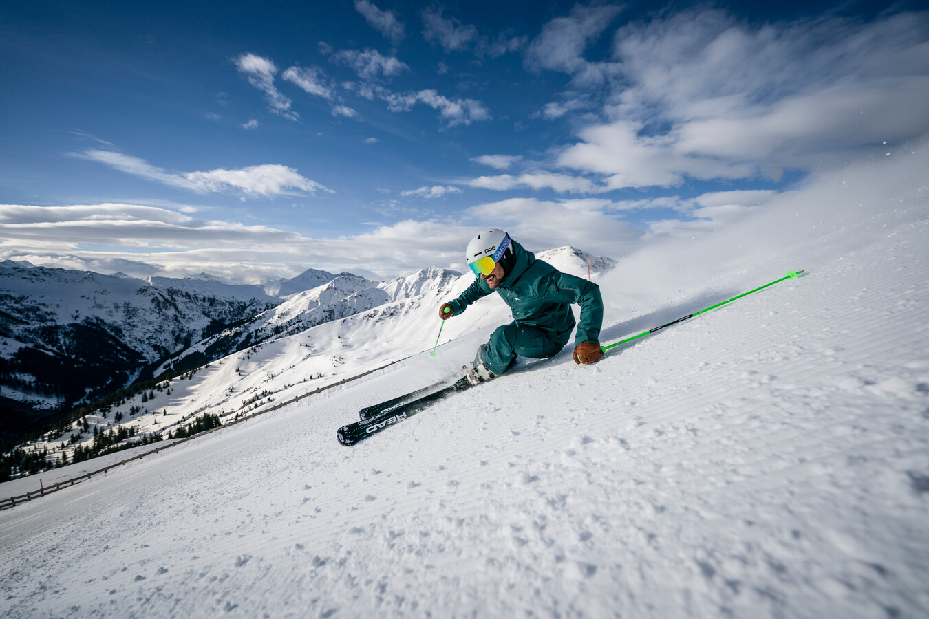Skiing in Leogang Skicircus Saalbach Hinterglemm Leogang